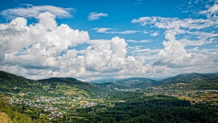 Vistas de Corullón-trazabilidad agujas de punto-made in slow-Las Hidalgas